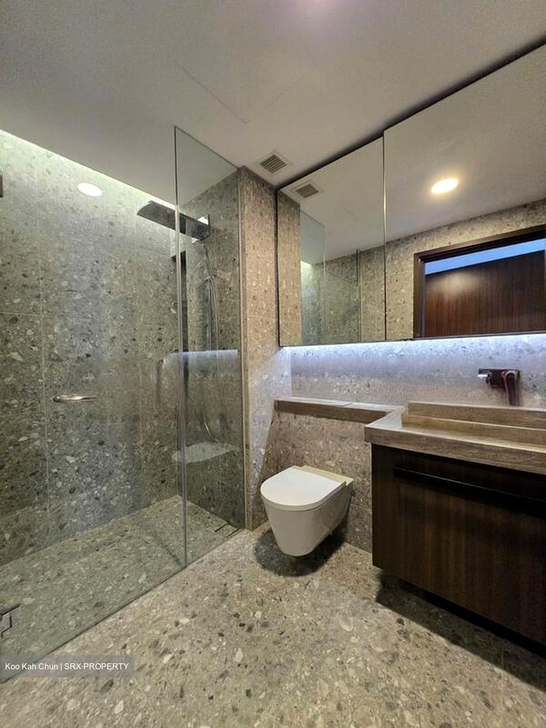 One Pearl Bank (D3), Apartment #462983071
